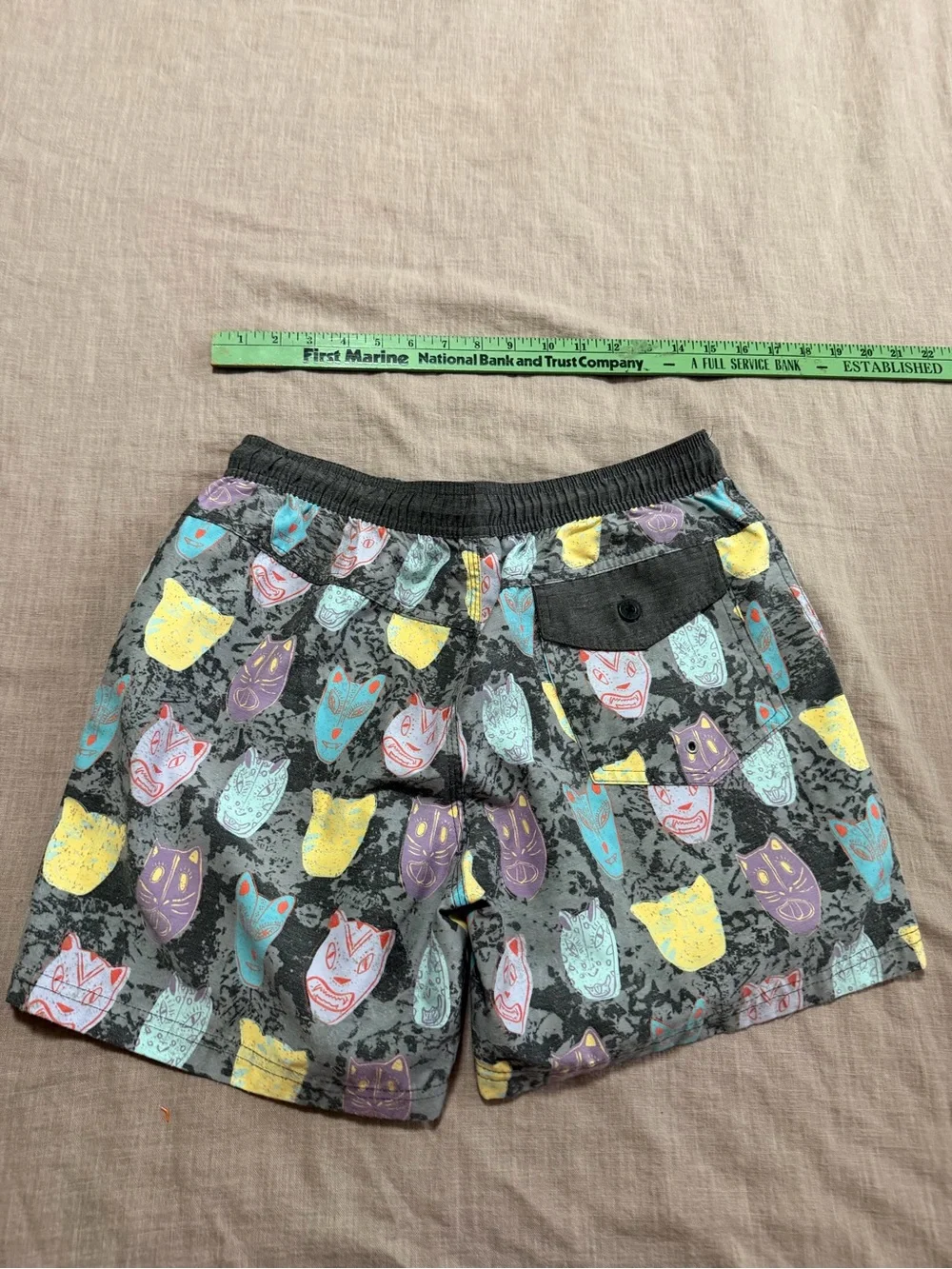 Lost Surfboards Swim Trunks All-over Print Masks Size Small Men’s Summer Beach